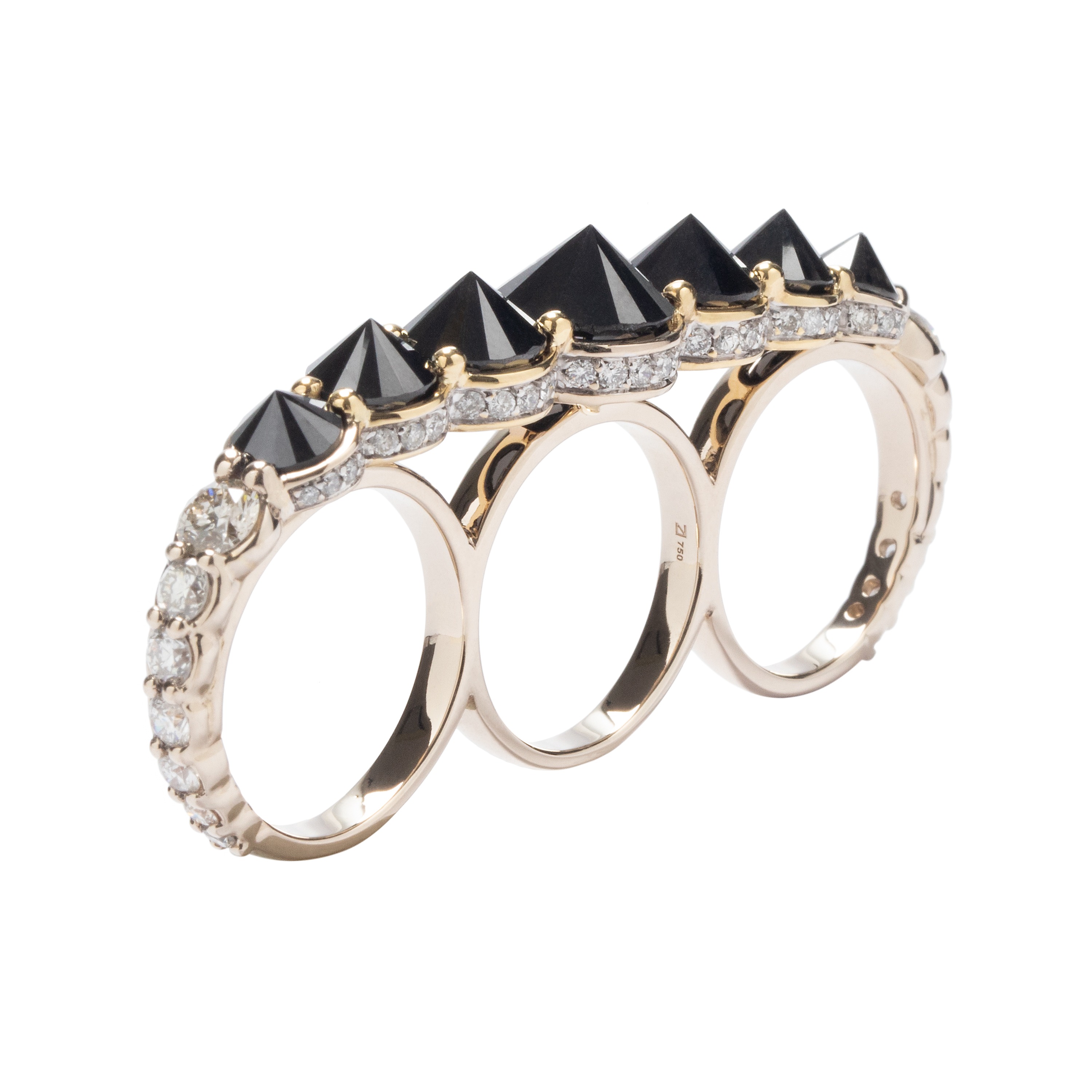 Black Diamond three-finger ring 572